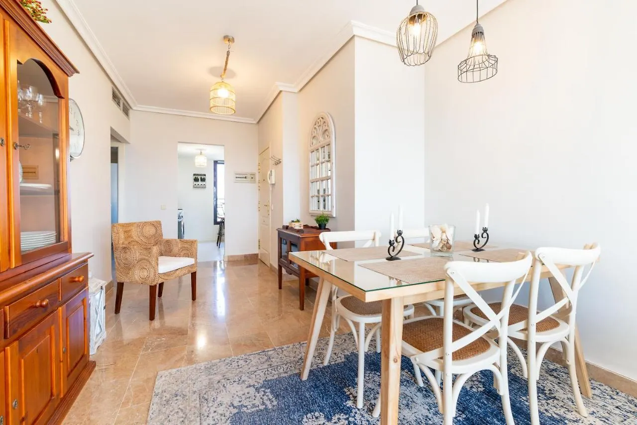 Fee4Me: First Line Luxury Apartment Arrecife  0*, Arrecife (Lanzarote)